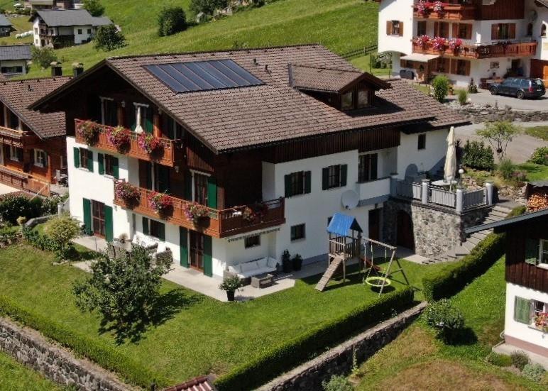 Gaestehaus Fitsch - Ferienwohnung In Silbertal Dış mekan fotoğraf