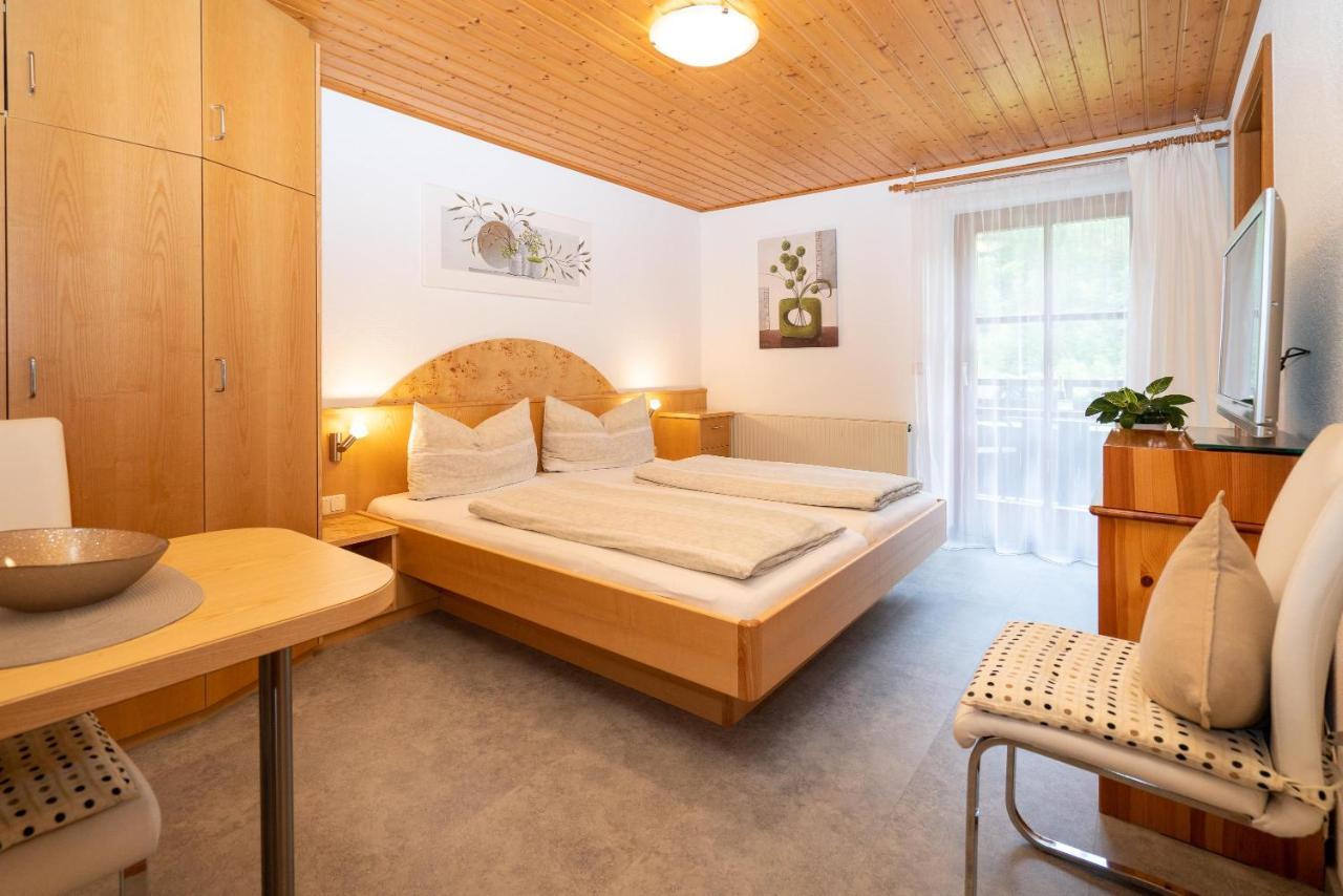 Gaestehaus Fitsch - Ferienwohnung In Silbertal Dış mekan fotoğraf