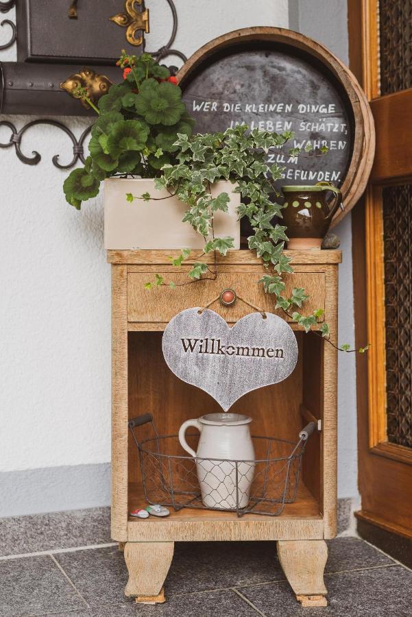 Gaestehaus Fitsch - Ferienwohnung In Silbertal Dış mekan fotoğraf
