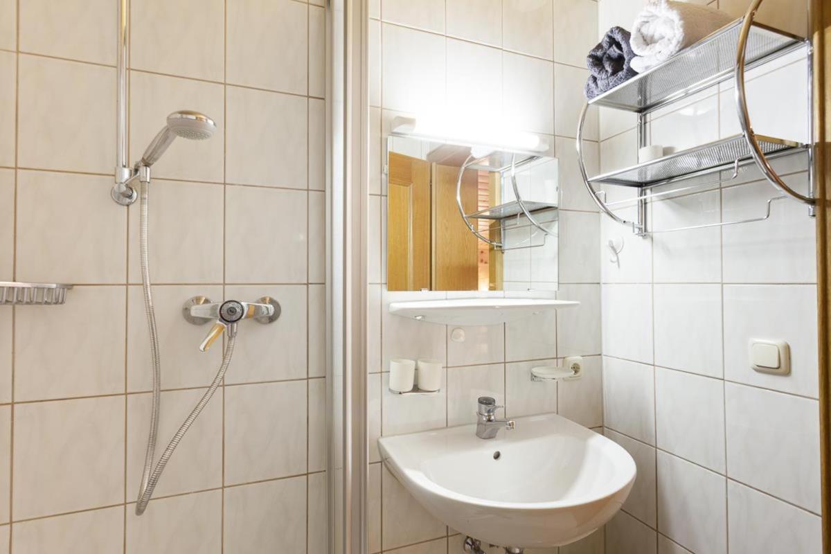 Gaestehaus Fitsch - Ferienwohnung In Silbertal Dış mekan fotoğraf